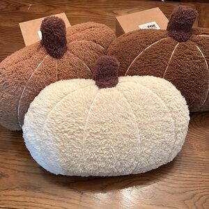 Rachel Ashwell pumpkin pillows, 2 brown‎ pillows left